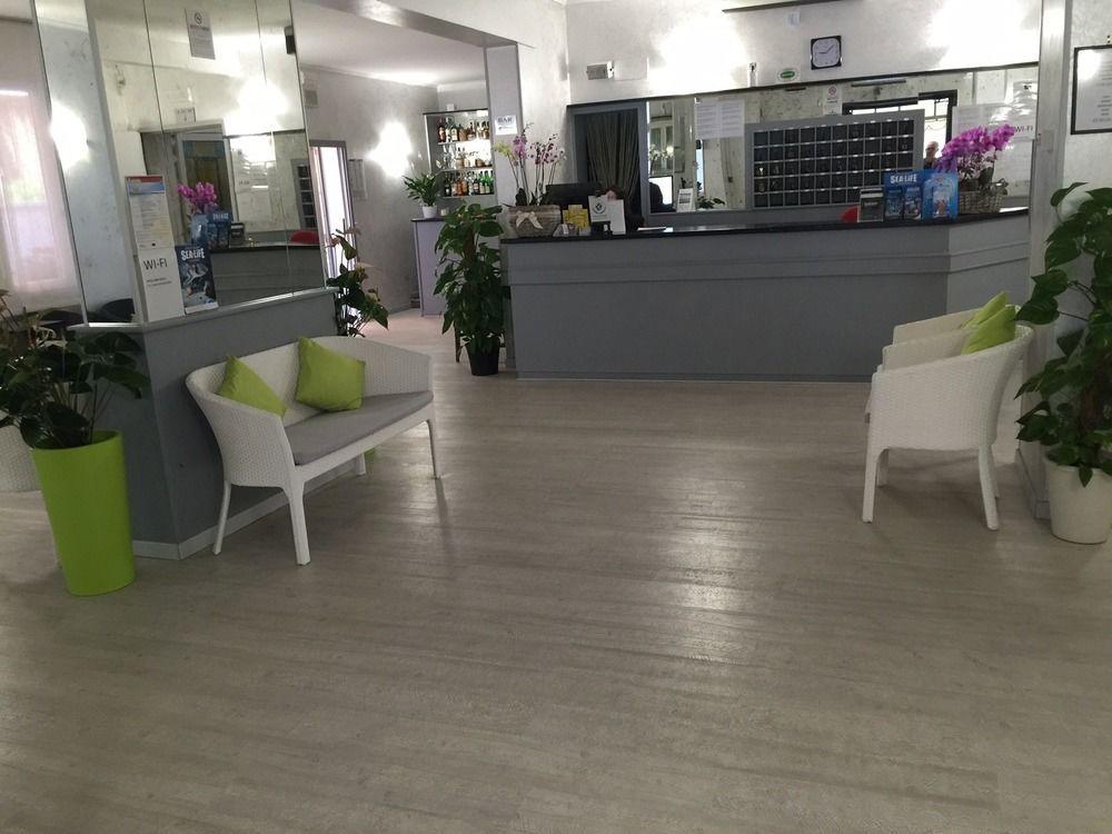 安尼酒店 利多迪迪耶索洛 外观 照片